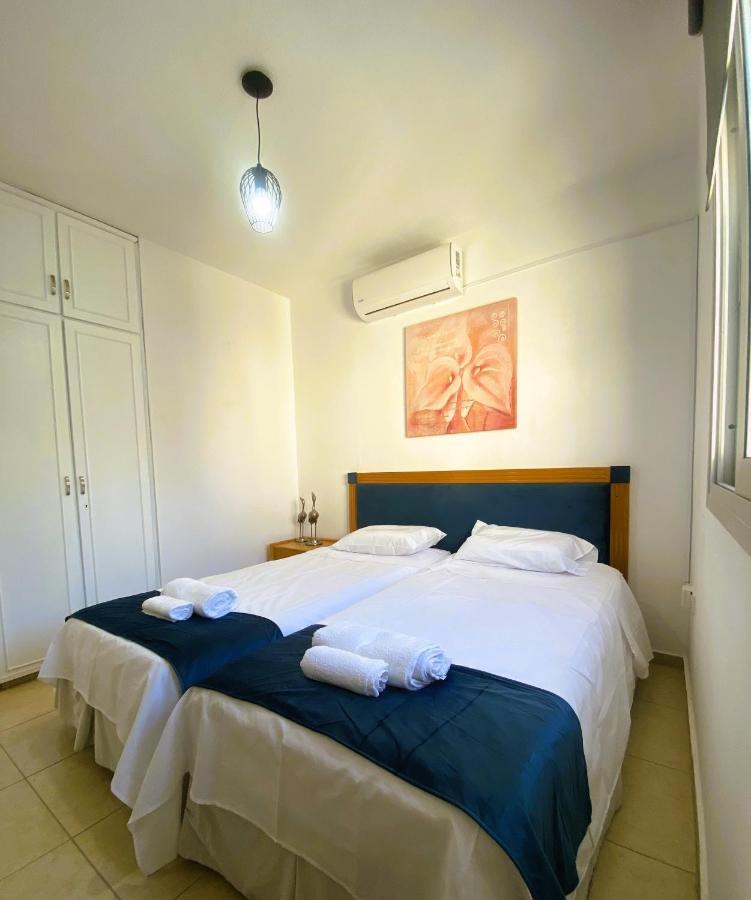 Penny'S Kato Paphos Apartment Exterior foto